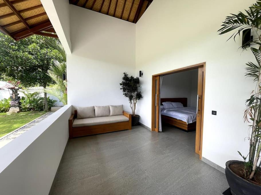 Villa Vespa Lovina Exterior photo